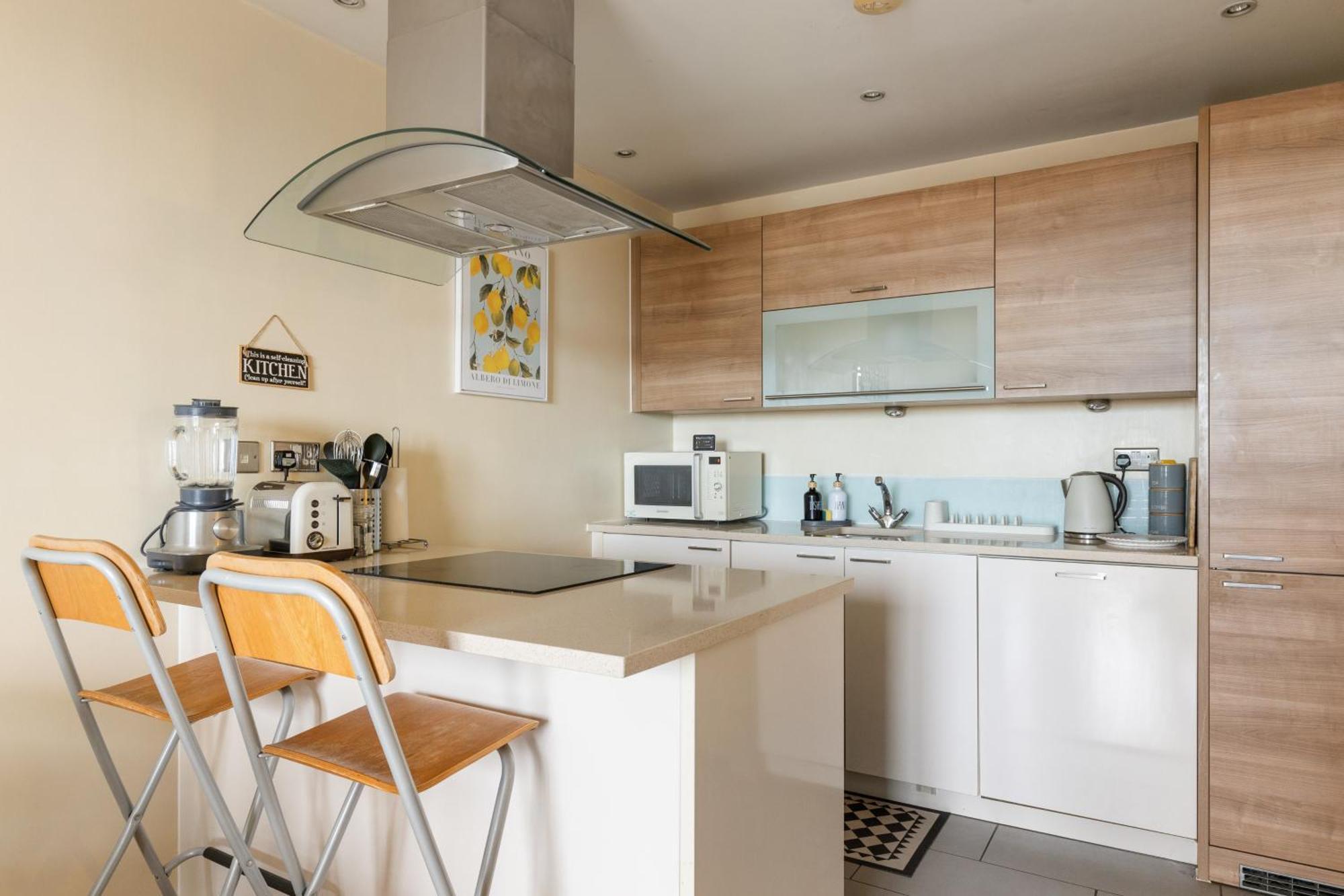 Stratford Skyview Apartment Londra Exterior foto